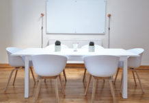 Comment choisir sa chaise de bistrot